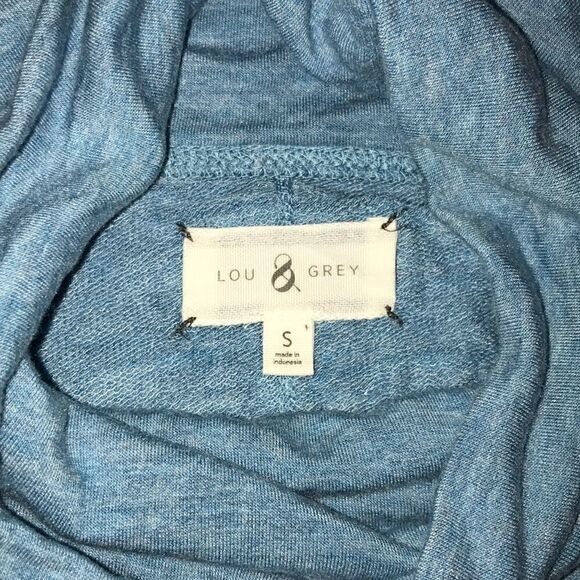 Lou & Grey Heather Blue Sleeveless Turtleneck Top - Picture 4 of 7